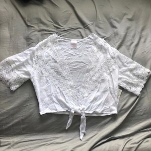 No boundaries layering crop top